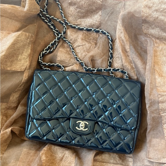 CHANEL Navy Patent Classic Flap Jumbo SHW - Picture 2 of 16